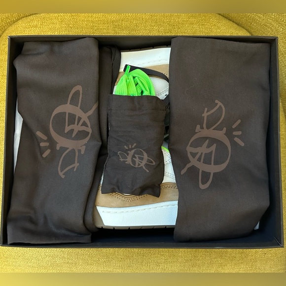 Dior x Cactus Jack (Travis Scott) B713 Coffee! - Picture 10 of 14